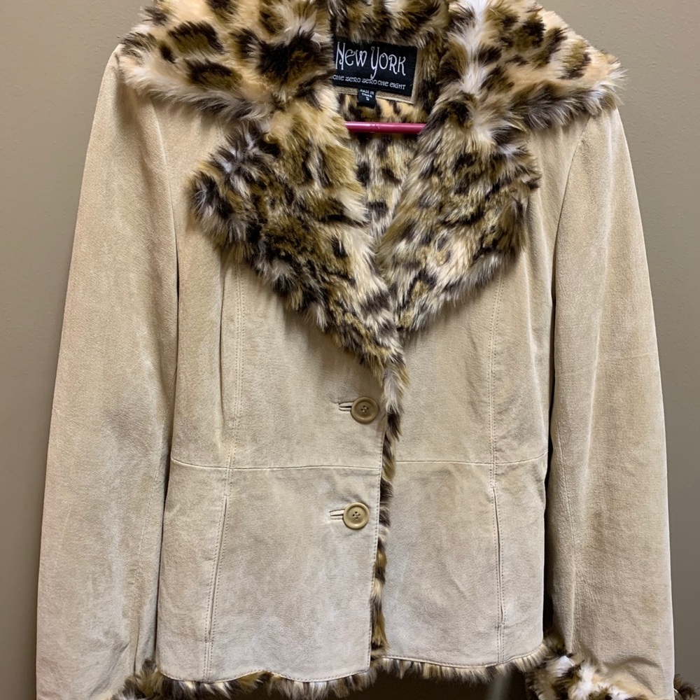Suede and faux fur jacket